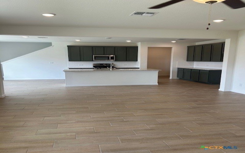 3704 Pin Oak Hills, Seguin, TX 78155, 4 Bedrooms Bedrooms, ,2 BathroomsBathrooms,Residential,For Sale,3704 Pin Oak Hills,567090