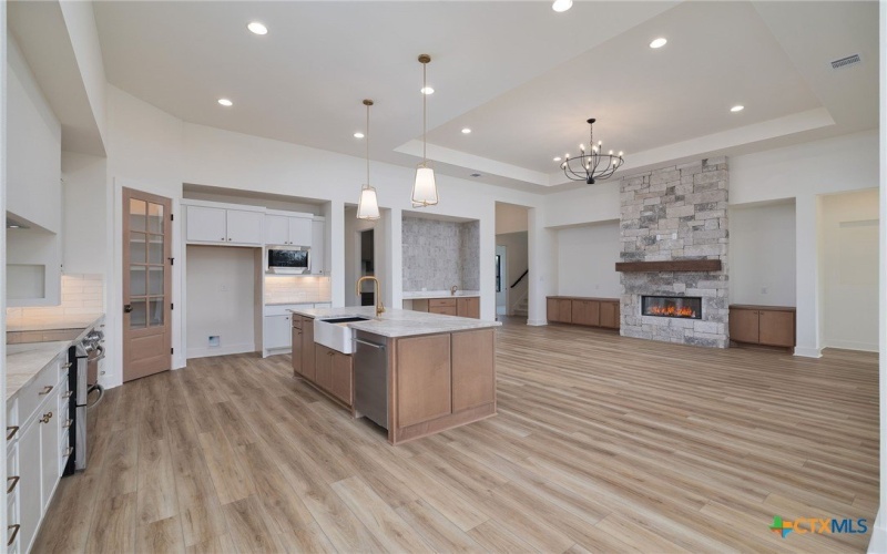 632 Oak Creek Parkway, Seguin, TX 78155, 3 Bedrooms Bedrooms, ,5 BathroomsBathrooms,Residential,For Sale,632 Oak Creek Parkway,573955