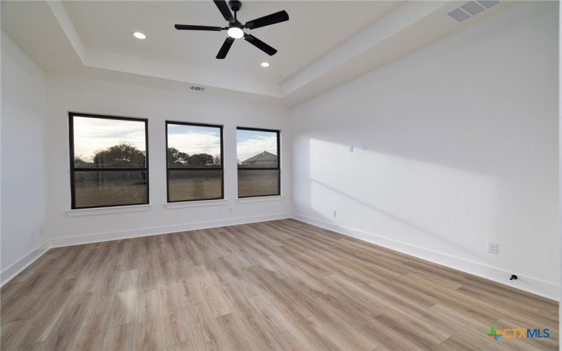 632 Oak Creek Parkway, Seguin, TX 78155, 3 Bedrooms Bedrooms, ,5 BathroomsBathrooms,Residential,For Sale,632 Oak Creek Parkway,573955