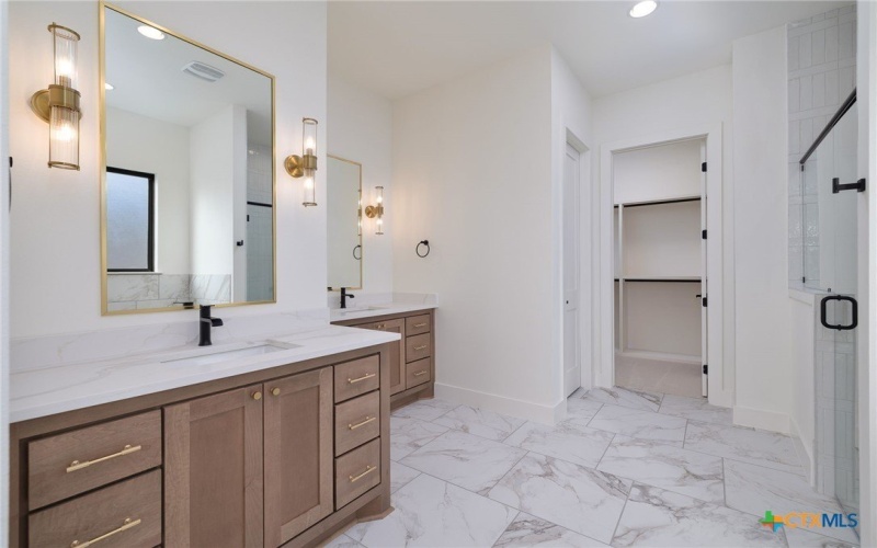 632 Oak Creek Parkway, Seguin, TX 78155, 3 Bedrooms Bedrooms, ,5 BathroomsBathrooms,Residential,For Sale,632 Oak Creek Parkway,573955