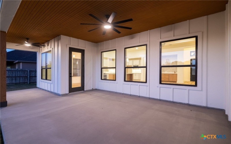632 Oak Creek Parkway, Seguin, TX 78155, 3 Bedrooms Bedrooms, ,5 BathroomsBathrooms,Residential,For Sale,632 Oak Creek Parkway,573955