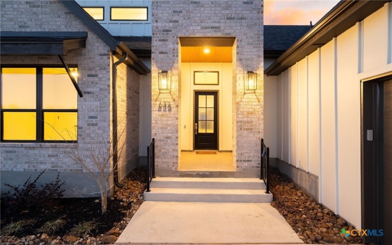 632 Oak Creek Parkway, Seguin, TX 78155, 3 Bedrooms Bedrooms, ,5 BathroomsBathrooms,Residential,For Sale,632 Oak Creek Parkway,573955