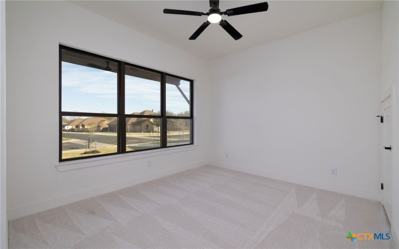 632 Oak Creek Parkway, Seguin, TX 78155, 3 Bedrooms Bedrooms, ,5 BathroomsBathrooms,Residential,For Sale,632 Oak Creek Parkway,573955
