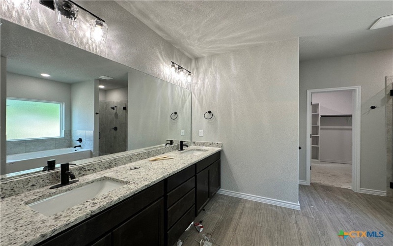 2598 Settlers Oak Drive, Belton, TX 76513, 5 Habitaciones Habitaciones , ,3 BañosBaños,Residential,En Venta,2598 Settlers Oak Drive,577720
