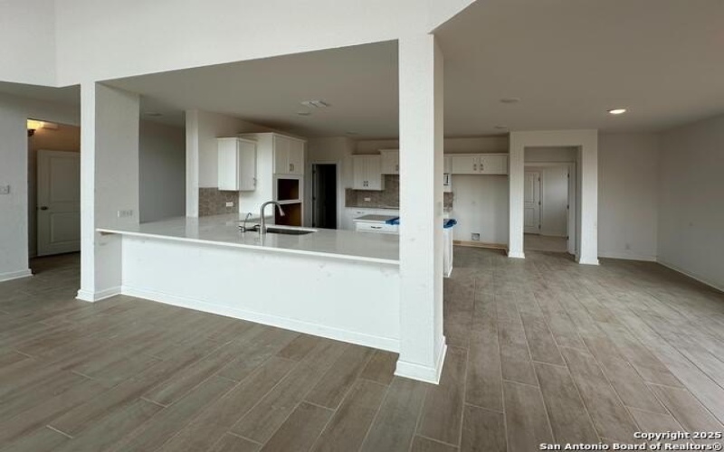 148 Mallorys Way, Castroville, TX 78253, 4 Habitaciones Habitaciones , ,3 BañosBaños,Residential,En Venta,148 Mallorys Way,1865255
