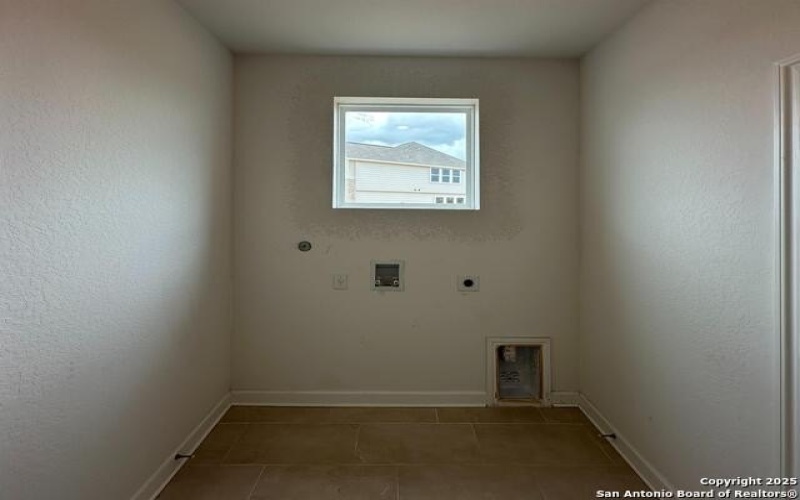 148 Mallorys Way, Castroville, TX 78253, 4 Habitaciones Habitaciones , ,3 BañosBaños,Residential,En Venta,148 Mallorys Way,1865255