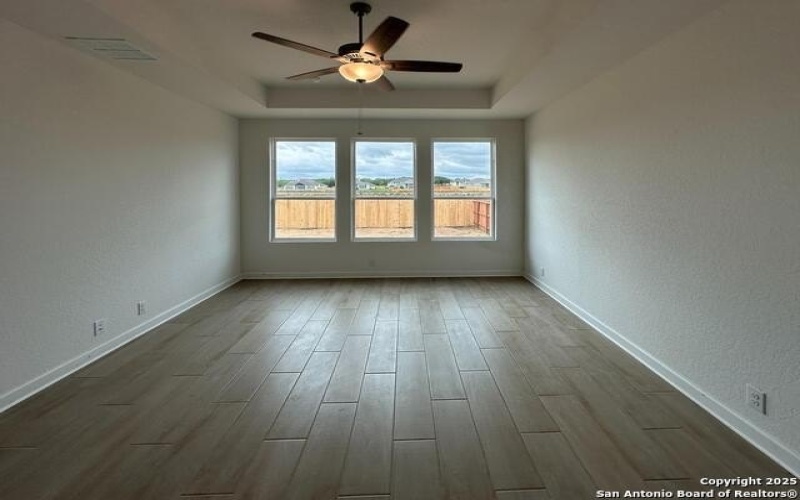 148 Mallorys Way, Castroville, TX 78253, 4 Habitaciones Habitaciones , ,3 BañosBaños,Residential,En Venta,148 Mallorys Way,1865255