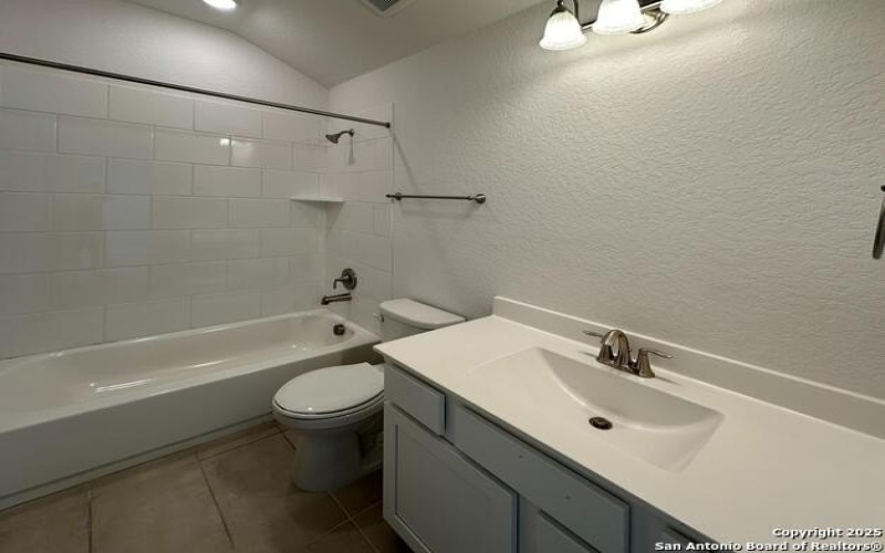148 Mallorys Way, Castroville, TX 78253, 4 Habitaciones Habitaciones , ,3 BañosBaños,Residential,En Venta,148 Mallorys Way,1865255