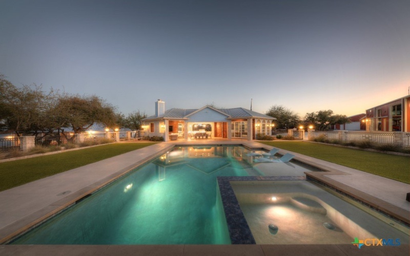 13944 Fm 32, Fischer, TX 78623, 9 Habitaciones Habitaciones , ,5 BañosBaños,Otro,En Venta,13944 Fm 32,579983