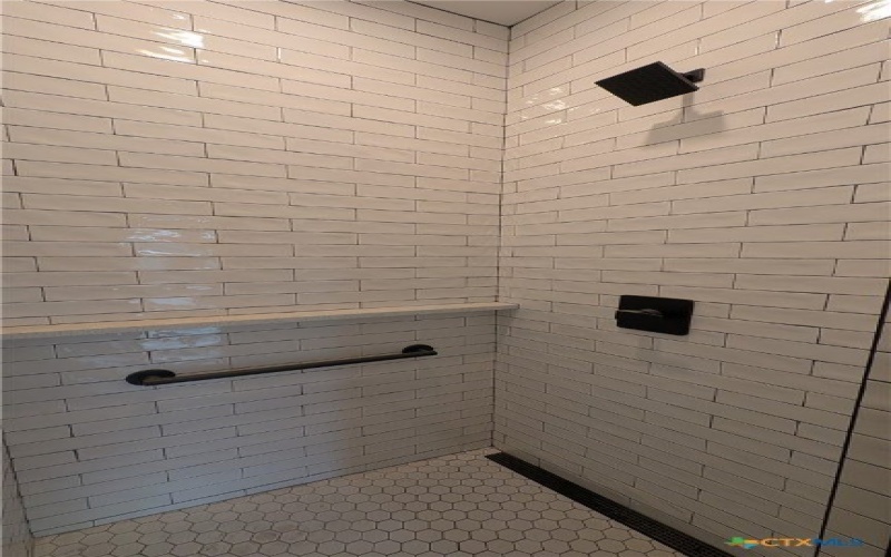 1108 Chestnut Street #B, San Marcos, TX 78666, 3 Habitaciones Habitaciones , ,2 BañosBaños,Residential Lease,En Alquiler,1108 Chestnut Street,580023