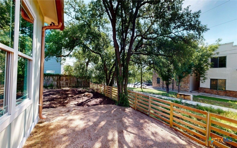 1108 Chestnut Street #B, San Marcos, TX 78666, 3 Habitaciones Habitaciones , ,2 BañosBaños,Residential Lease,En Alquiler,1108 Chestnut Street,580023