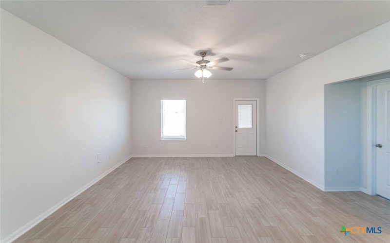 1228 Marvin Grove, Seguin, TX 78155, 4 Bedrooms Bedrooms, ,2 BathroomsBathrooms,Residential,For Sale,1228 Marvin Grove,556195