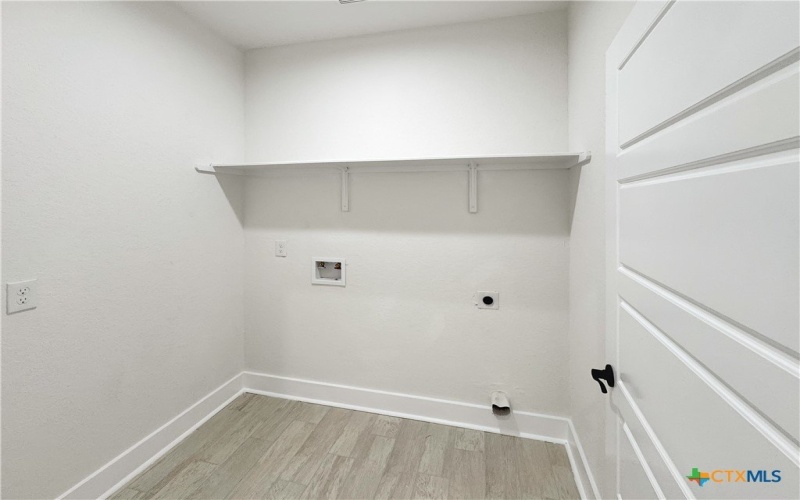 1637 Bob White Drive, Spring Branch, TX 78070, 3 Bedrooms Bedrooms, ,2 BathroomsBathrooms,Residential,For Sale,1637 Bob White Drive,580161