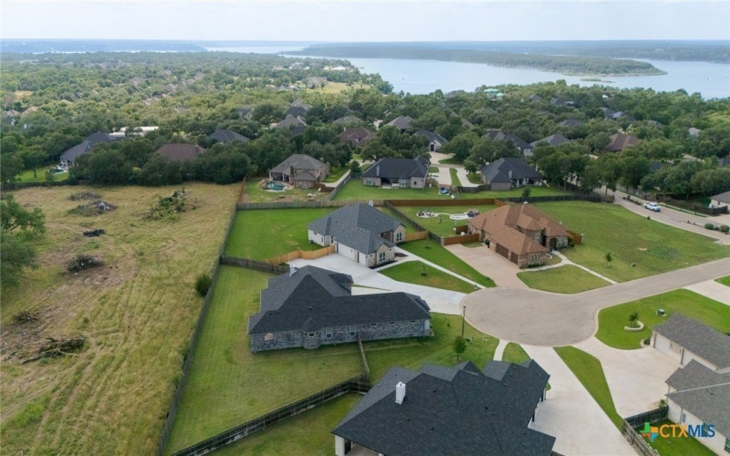 112 Vista De Luna Lane, Belton, TX 76513, 4 Bedrooms Bedrooms, ,3 BathroomsBathrooms,Residential,For Sale,112 Vista De Luna Lane,576154