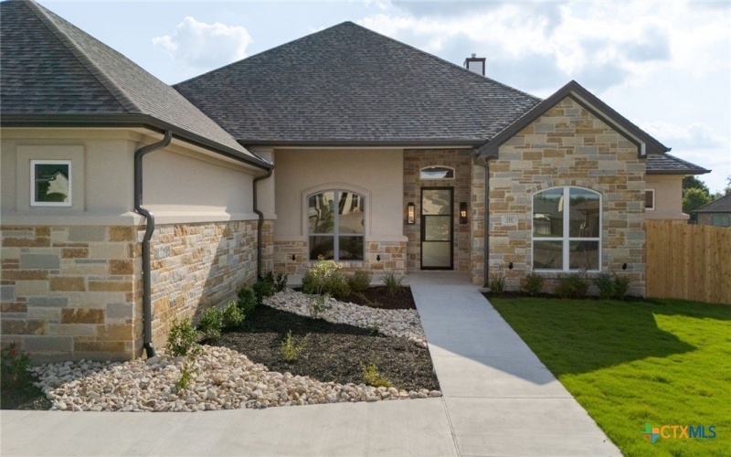 112 Vista De Luna Lane, Belton, TX 76513, 4 Bedrooms Bedrooms, ,3 BathroomsBathrooms,Residential,For Sale,112 Vista De Luna Lane,576154