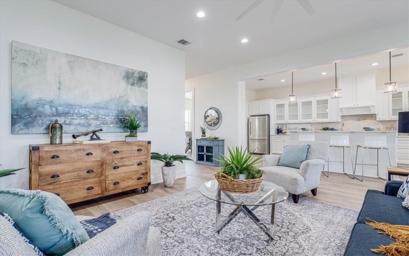 121 Frontside Drive, Corpus Christi, TX 78373, 5 Bedrooms Bedrooms, ,3 BathroomsBathrooms,Residential,For Sale,121 Frontside Drive,458762