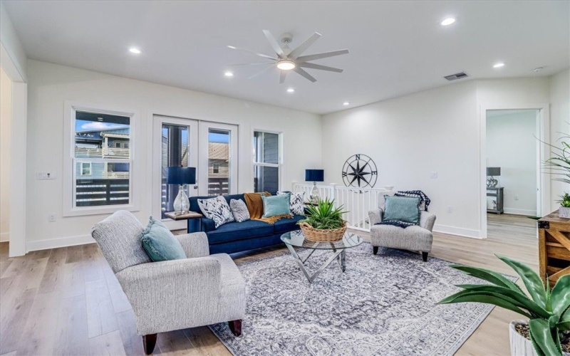 121 Frontside Drive, Corpus Christi, TX 78373, 5 Bedrooms Bedrooms, ,3 BathroomsBathrooms,Residential,For Sale,121 Frontside Drive,458762