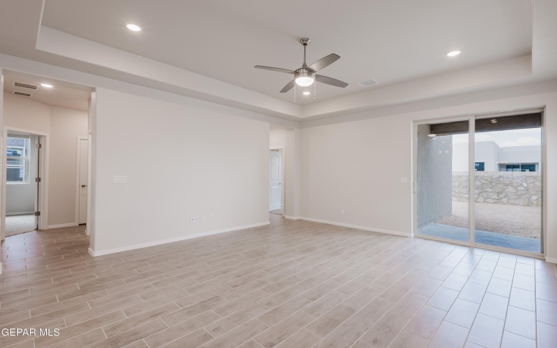 721 Paseo De La Reina Street, El Paso, TX 79928, 3 Habitaciones Habitaciones , ,2 BañosBaños,Residential,En Venta,721 Paseo De La Reina Street,922603