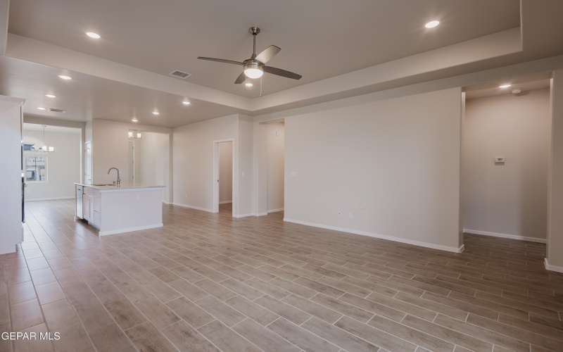721 Paseo De La Reina Street, El Paso, TX 79928, 3 Habitaciones Habitaciones , ,2 BañosBaños,Residential,En Venta,721 Paseo De La Reina Street,922603