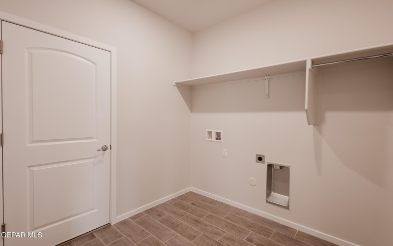 721 Paseo De La Reina Street, El Paso, TX 79928, 3 Habitaciones Habitaciones , ,2 BañosBaños,Residential,En Venta,721 Paseo De La Reina Street,922603