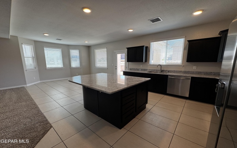 14434 ARIA LOPEZ Drive, El Paso, TX 79938, 3 Habitaciones Habitaciones , ,2 BañosBaños,Residential,En Venta,14434 ARIA LOPEZ Drive,922637