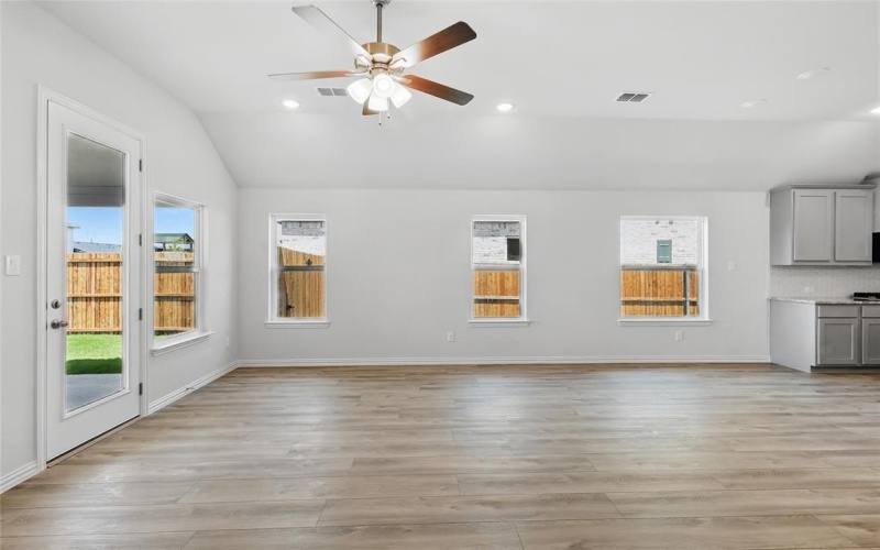 2711 Woodbrook Drive, Sherman, TX 75092, 4 Bedrooms Bedrooms, ,3 BathroomsBathrooms,Residential,For Sale,2711 Woodbrook Drive,20782243