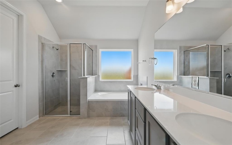 2711 Woodbrook Drive, Sherman, TX 75092, 4 Bedrooms Bedrooms, ,3 BathroomsBathrooms,Residential,For Sale,2711 Woodbrook Drive,20782243