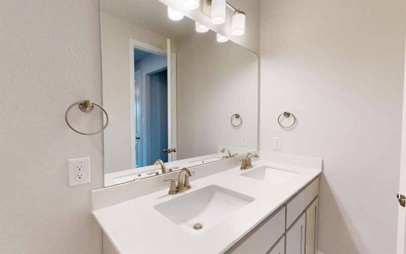 3801 Water Lily Way, Celina, TX 75009, 4 Habitaciones Habitaciones , ,3 BañosBaños,Residential,En Venta,3801 Water Lily Way,20797359