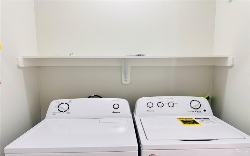1019 N Clarence Avenue #2, Edinburg, TX 78539, 3 Habitaciones Habitaciones , ,2 BañosBaños,Residential Lease,En Alquiler,1019 N Clarence Avenue,471353