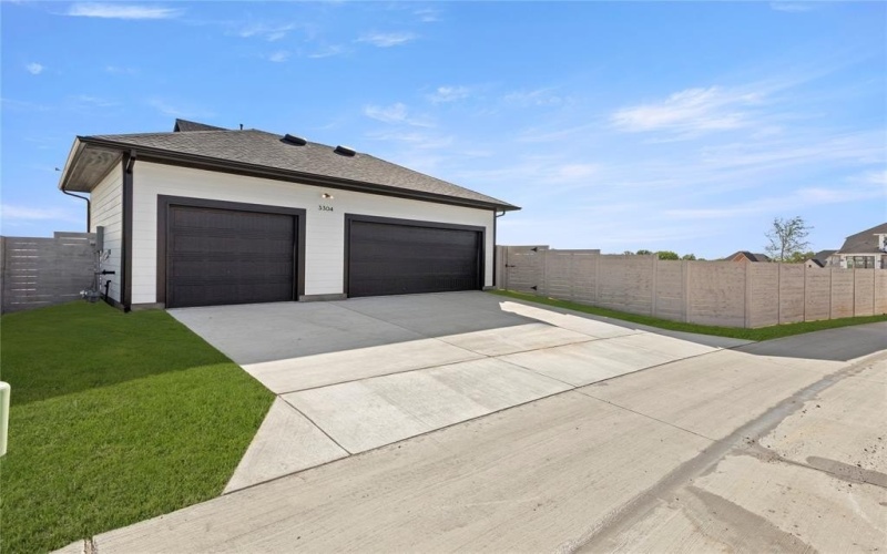 3304 Andesite Road, McKinney, TX 75071, 4 Habitaciones Habitaciones , ,5 BañosBaños,Residential,En Venta,3304 Andesite Road,20782648
