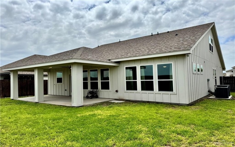 14300 Chalk Ridge Drive, McAllen, TX 78504, 5 Habitaciones Habitaciones , ,3 BañosBaños,Residential,En Venta,14300 Chalk Ridge Drive,464378