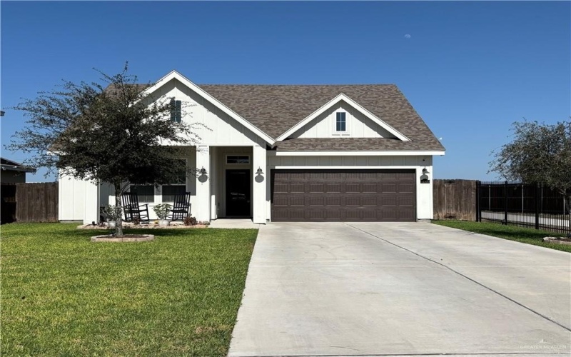 14300 Chalk Ridge Drive, McAllen, TX 78504, 5 Habitaciones Habitaciones , ,3 BañosBaños,Residential,En Venta,14300 Chalk Ridge Drive,464378