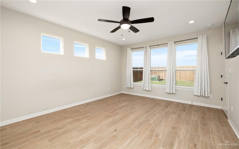 14300 Chalk Ridge Drive, McAllen, TX 78504, 5 Habitaciones Habitaciones , ,3 BañosBaños,Residential,En Venta,14300 Chalk Ridge Drive,464378