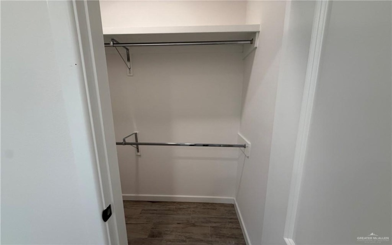 2701 Brownjay Road #4, Weslaco, TX 78596, 3 Habitaciones Habitaciones , ,2 BañosBaños,Residential Lease,En Alquiler,2701 Brownjay Road,466957
