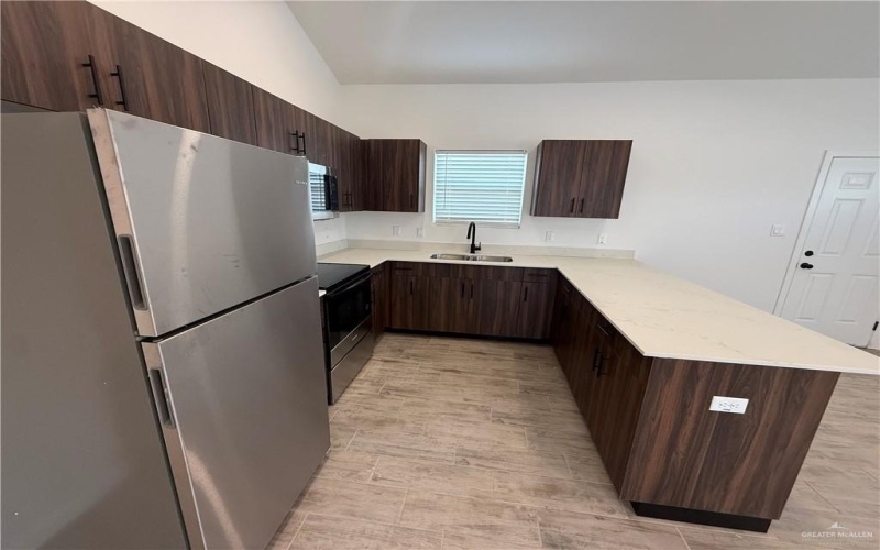 2701 Brownjay Road #4, Weslaco, TX 78596, 3 Habitaciones Habitaciones , ,2 BañosBaños,Residential Lease,En Alquiler,2701 Brownjay Road,466957