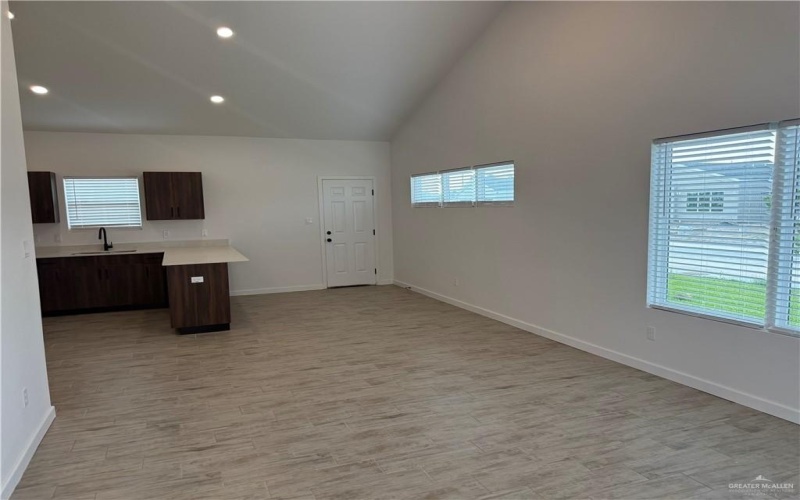 2701 Brownjay Road #4, Weslaco, TX 78596, 3 Habitaciones Habitaciones , ,2 BañosBaños,Residential Lease,En Alquiler,2701 Brownjay Road,466957