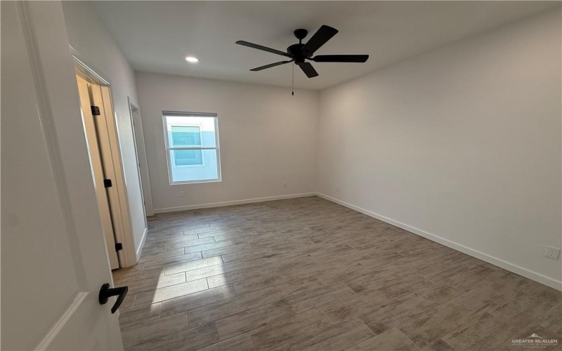 2701 Brownjay Road #4, Weslaco, TX 78596, 3 Habitaciones Habitaciones , ,2 BañosBaños,Residential Lease,En Alquiler,2701 Brownjay Road,466957