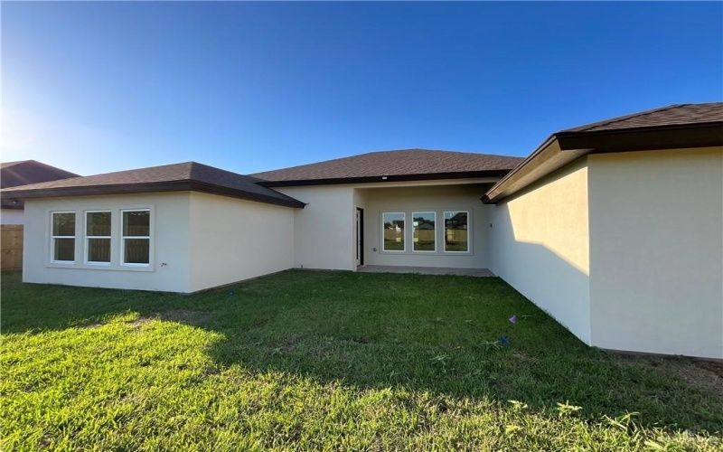 1513 Helen Drive, Weslaco, TX 78596, 4 Bedrooms Bedrooms, ,3 BathroomsBathrooms,Residential,For Sale,1513 Helen Drive,471456