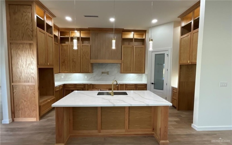 1513 Helen Drive, Weslaco, TX 78596, 4 Bedrooms Bedrooms, ,3 BathroomsBathrooms,Residential,For Sale,1513 Helen Drive,471456