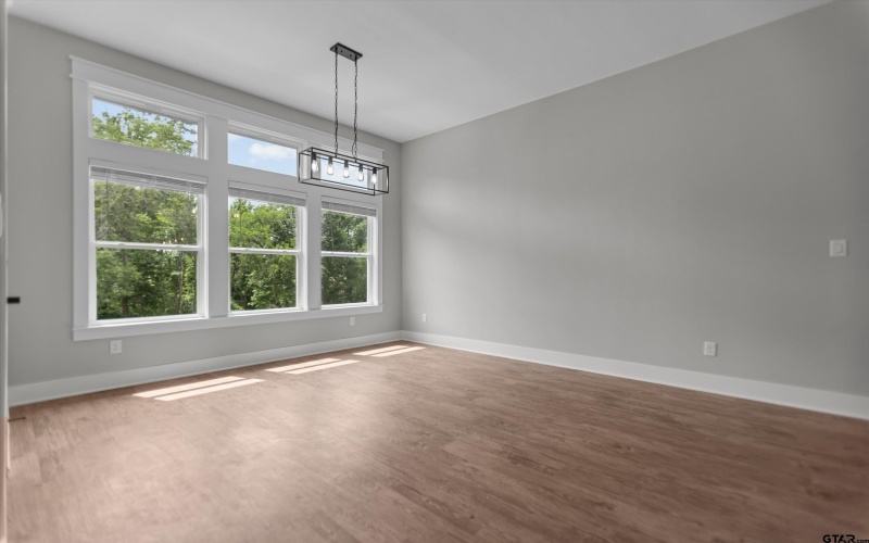 12464 Maplewood Drive, Lindale, TX 75771, 5 Bedrooms Bedrooms, ,3 BathroomsBathrooms,Residential,For Sale,12464 Maplewood Drive,25007431