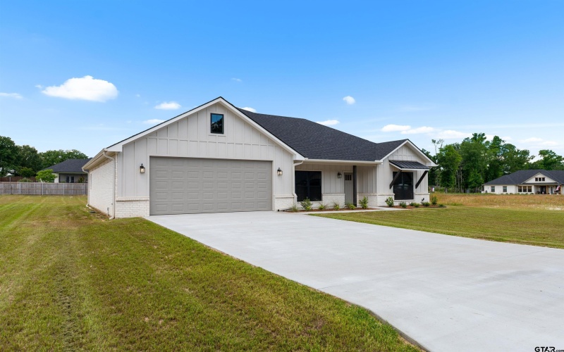 148 County Road 2461, Mineola, TX 75773, 3 Habitaciones Habitaciones , ,2 BañosBaños,Residential,En Venta,148 County Road 2461,25007463