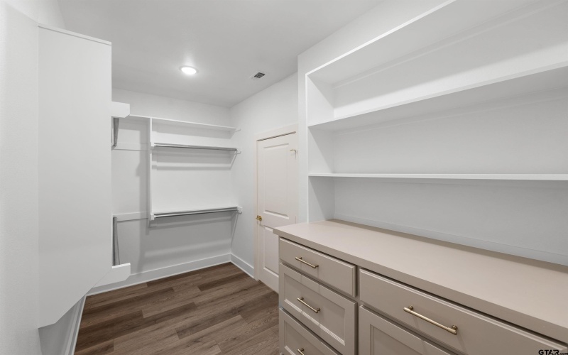 148 County Road 2461, Mineola, TX 75773, 3 Habitaciones Habitaciones , ,2 BañosBaños,Residential,En Venta,148 County Road 2461,25007463