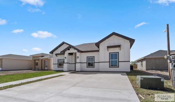 37758 VINEYARD DR., BROWNSVILLE, TX 78521, 3 Habitaciones Habitaciones , ,2 BañosBaños,Residential,En Venta,37758 VINEYARD DR.,29764183