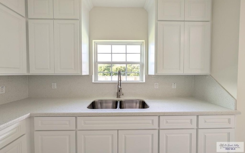 200 BROOKS CIRCLE NORTH, LA FERIA, TX 78559, 3 Bedrooms Bedrooms, ,2 BathroomsBathrooms,Residential,For Sale,200 BROOKS CIRCLE NORTH,29764282