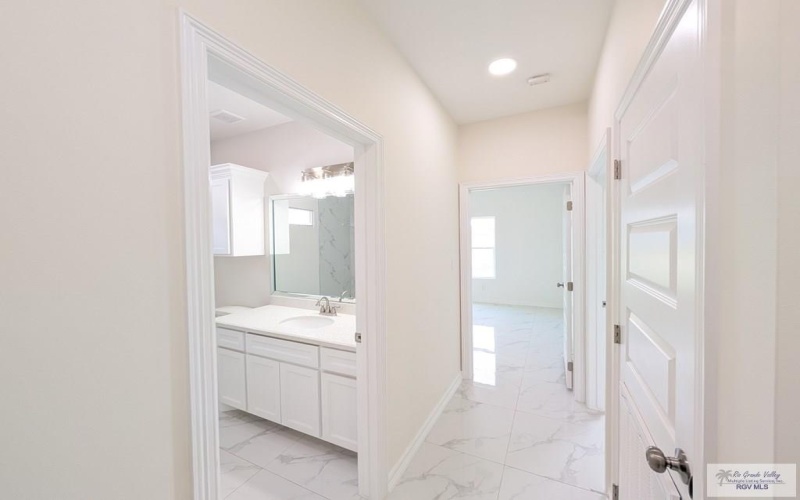 204 BROOKS CIRCLE NORTH, LA FERIA, TX 78559, 3 Bedrooms Bedrooms, ,2 BathroomsBathrooms,Residential,For Sale,204 BROOKS CIRCLE NORTH,29764283