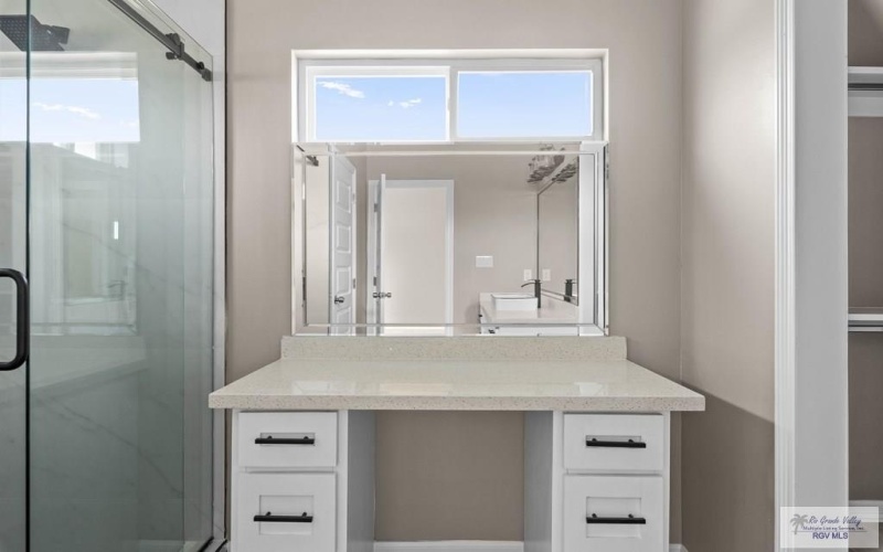 43834 RED VALLEY AVE, BROWNSVILLE, TX 78521, 3 Habitaciones Habitaciones , ,2 BañosBaños,Residential,En Venta,43834 RED VALLEY AVE,29764409