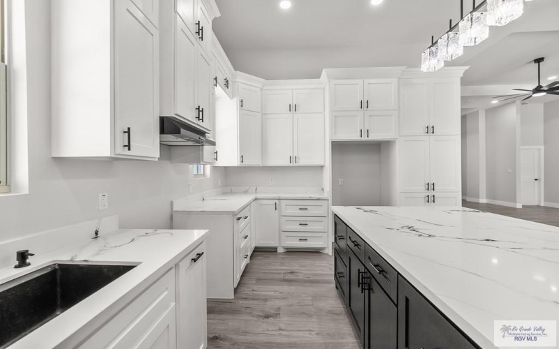 5100 RED RIVER CIR, BROWNSVILLE, TX 78520, 3 Habitaciones Habitaciones , ,2 BañosBaños,Residential,En Venta,5100 RED RIVER CIR,29764534