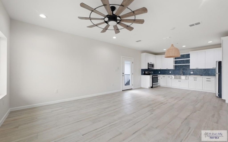 115 MARLIN ST. #D, SOUTH PADRE ISLAND, TX 78597, 2 Habitaciones Habitaciones , ,2 BañosBaños,Residential,En Venta,115 MARLIN ST.,29765006