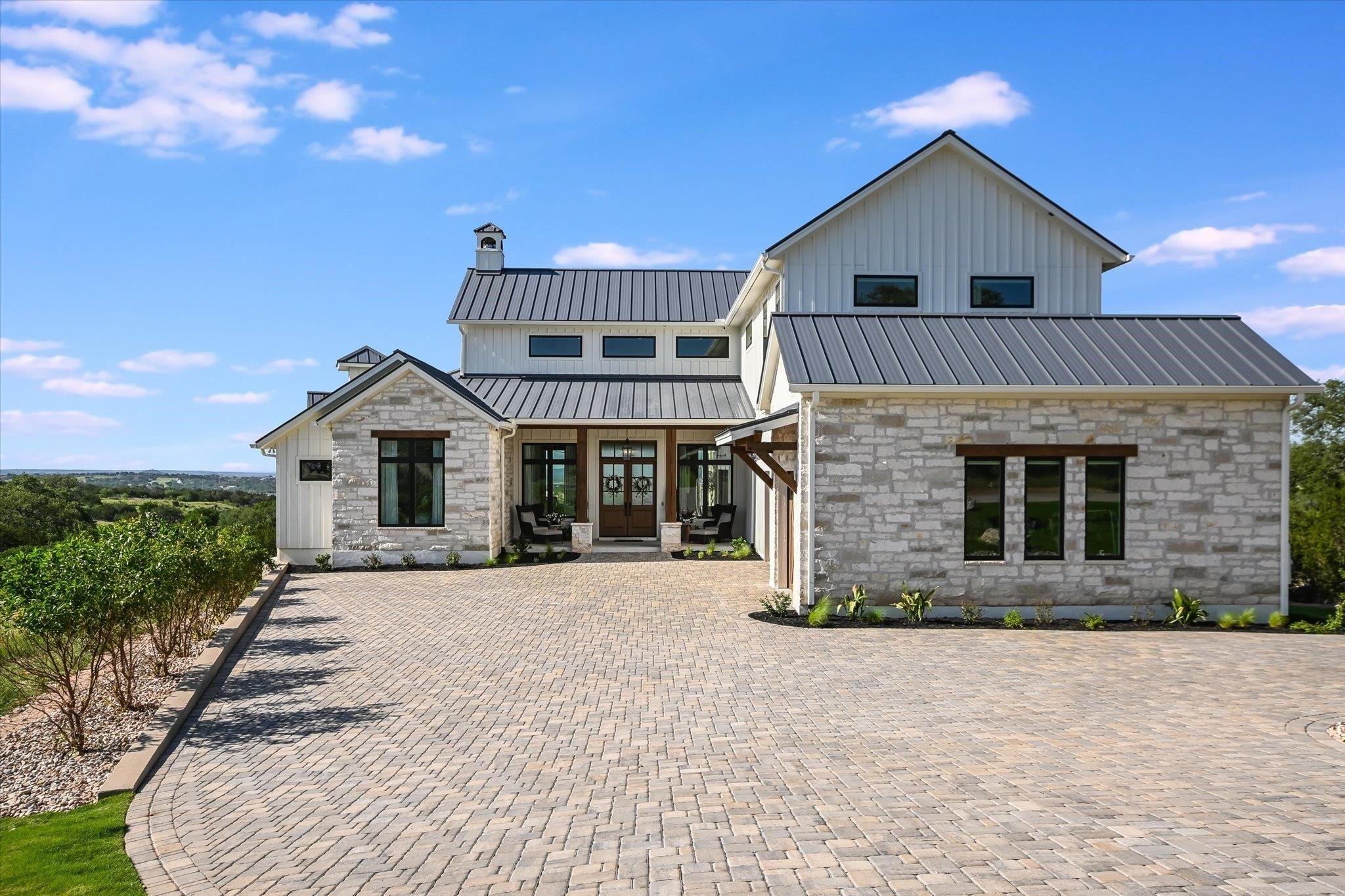 120 Nattie Woods, Horseshoe Bay, TX 78657, 4 Bedrooms Bedrooms, ,5 BathroomsBathrooms,Residential,For Sale,120 Nattie Woods,173375