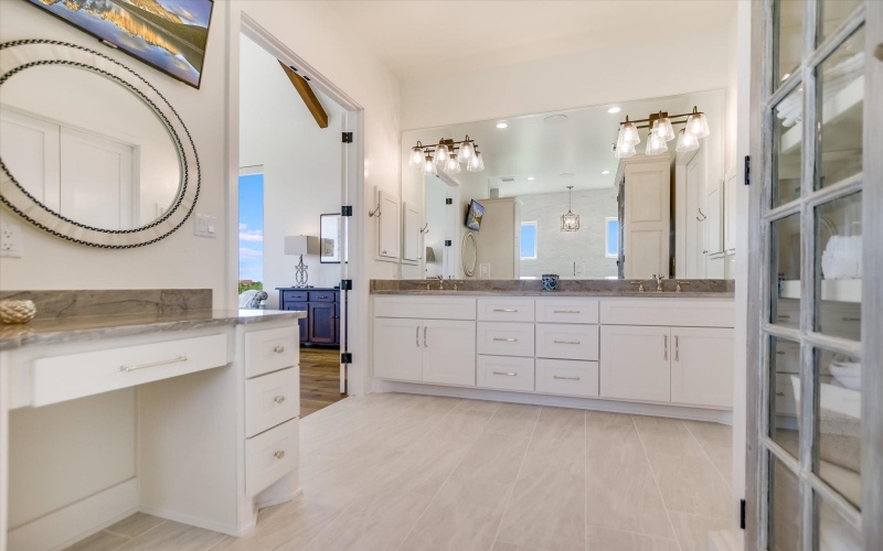 120 Nattie Woods, Horseshoe Bay, TX 78657, 4 Bedrooms Bedrooms, ,5 BathroomsBathrooms,Residential,For Sale,120 Nattie Woods,173375